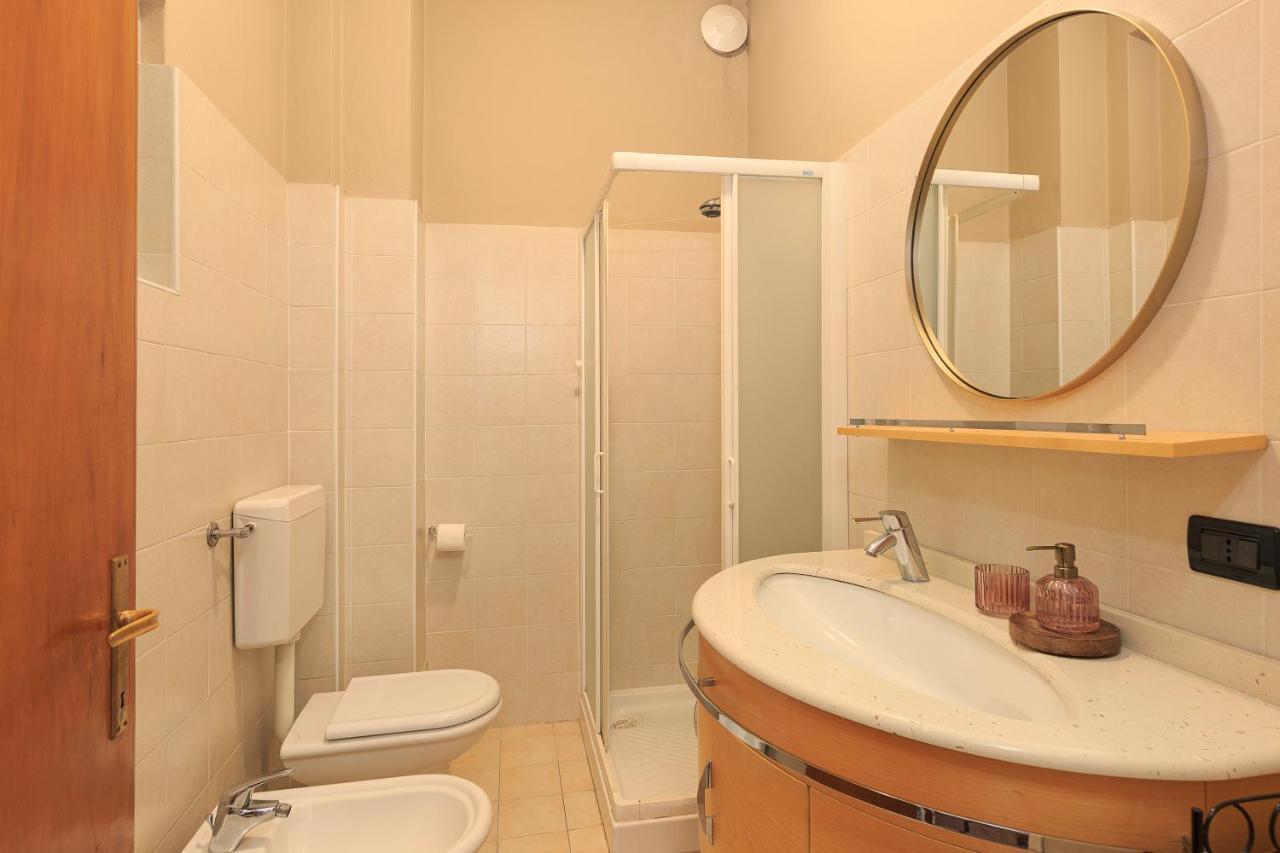 Appartamento Italia 1 - By Impero House Rent Stresa Kültér fotó